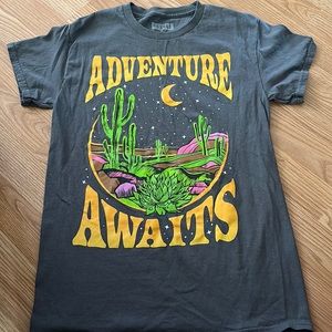 Adventure Awaits Graphic T-Shirt / Size S / Worn Once